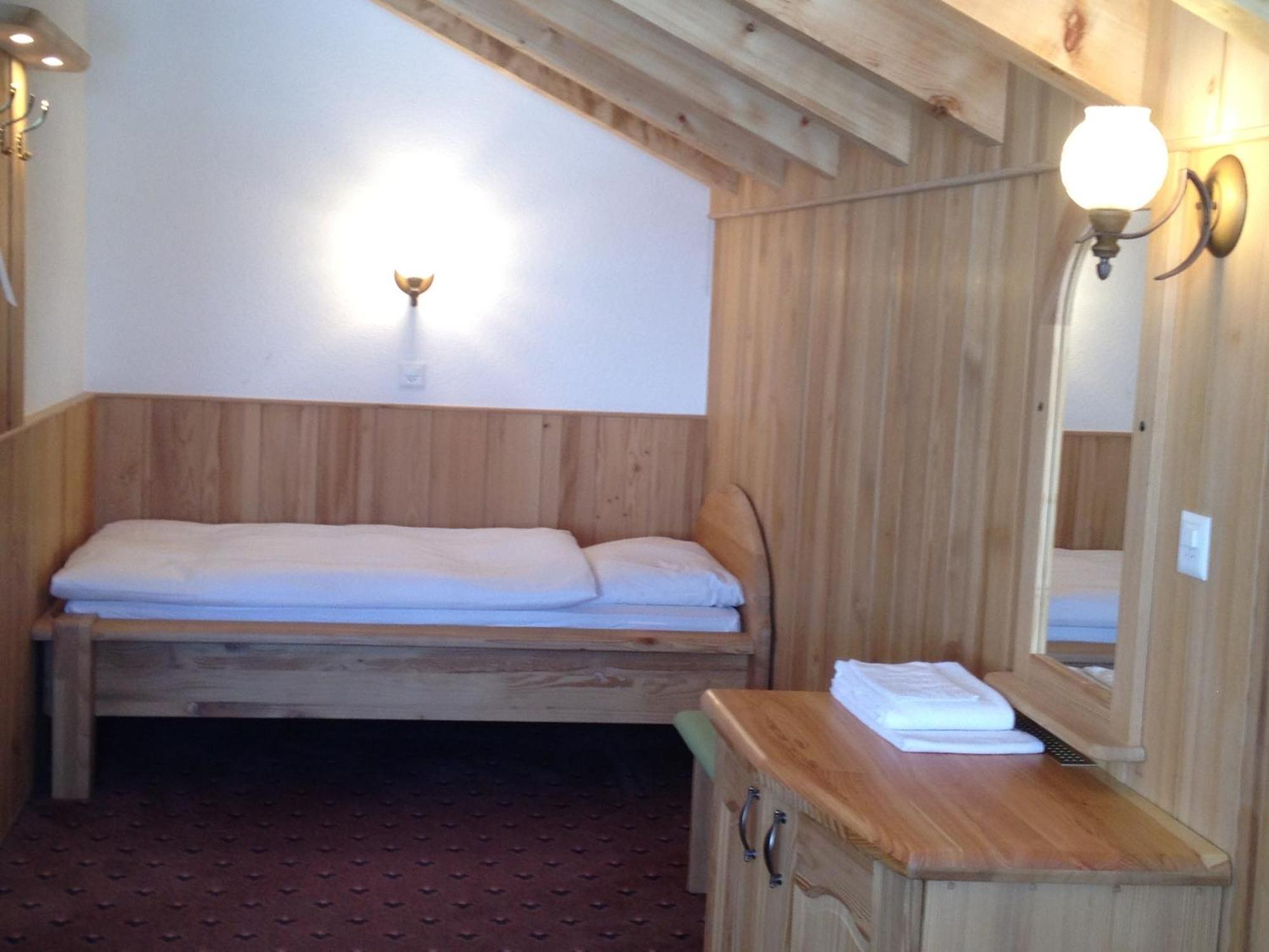 Hotel City Täsch Eksteriør billede